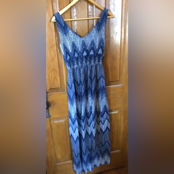 Blue Patterned Maxi Dress - Picture 2 of 13